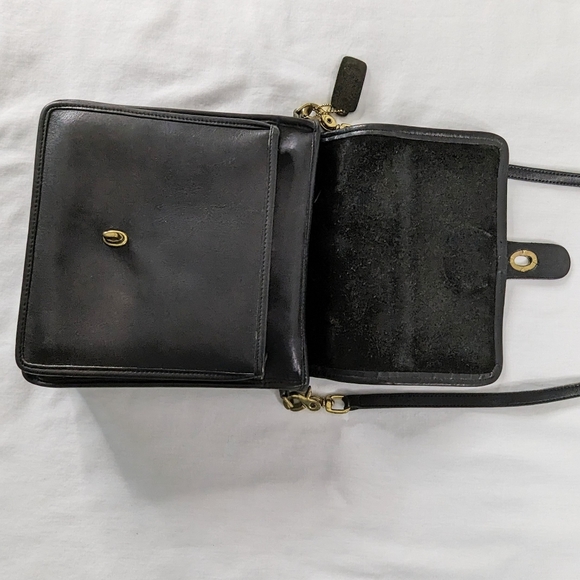 VTG Coach Station Bag Black Leather Crossbody Purse - Picture 5 of 14